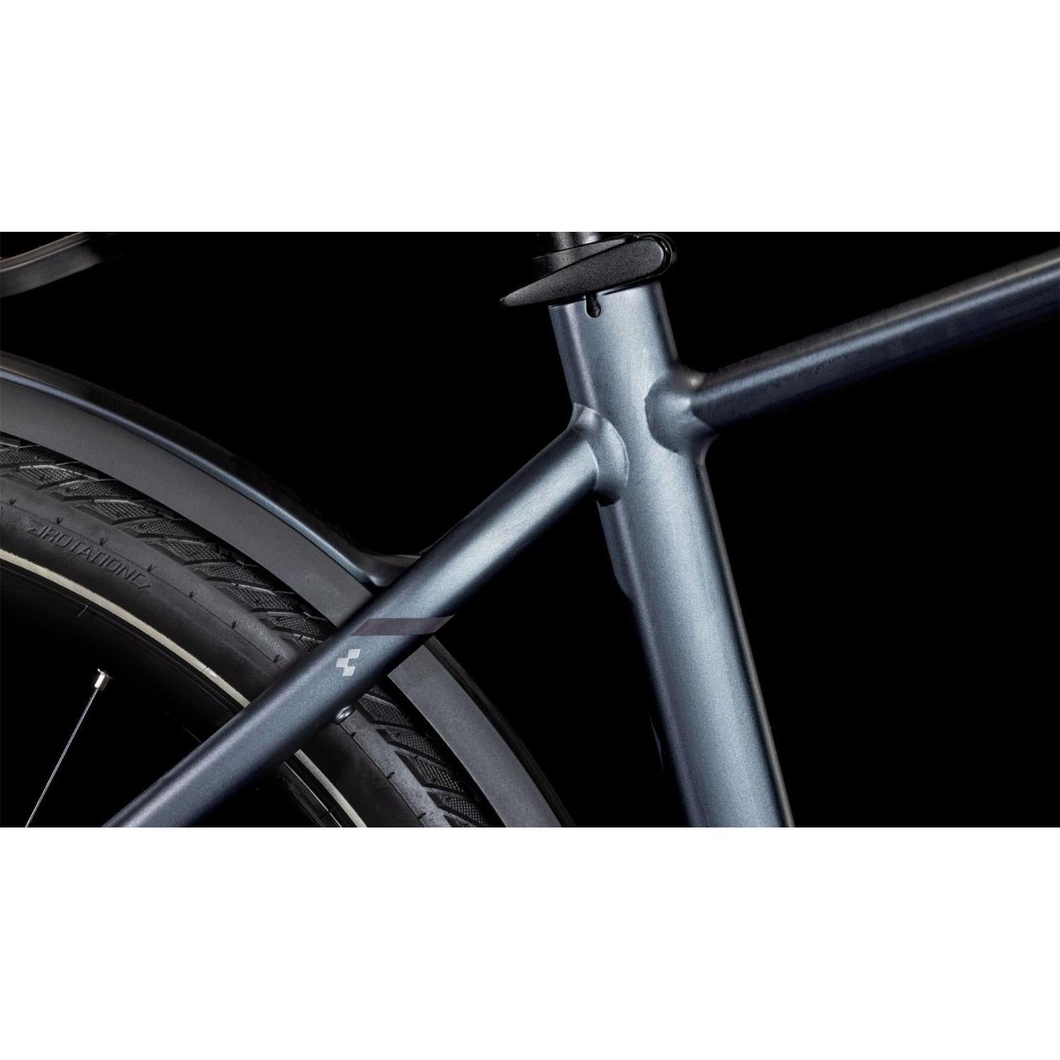 Cube Touring Hybrid Pro 625 Electric Hybrid Bike Metallicgrey'n'Chrome