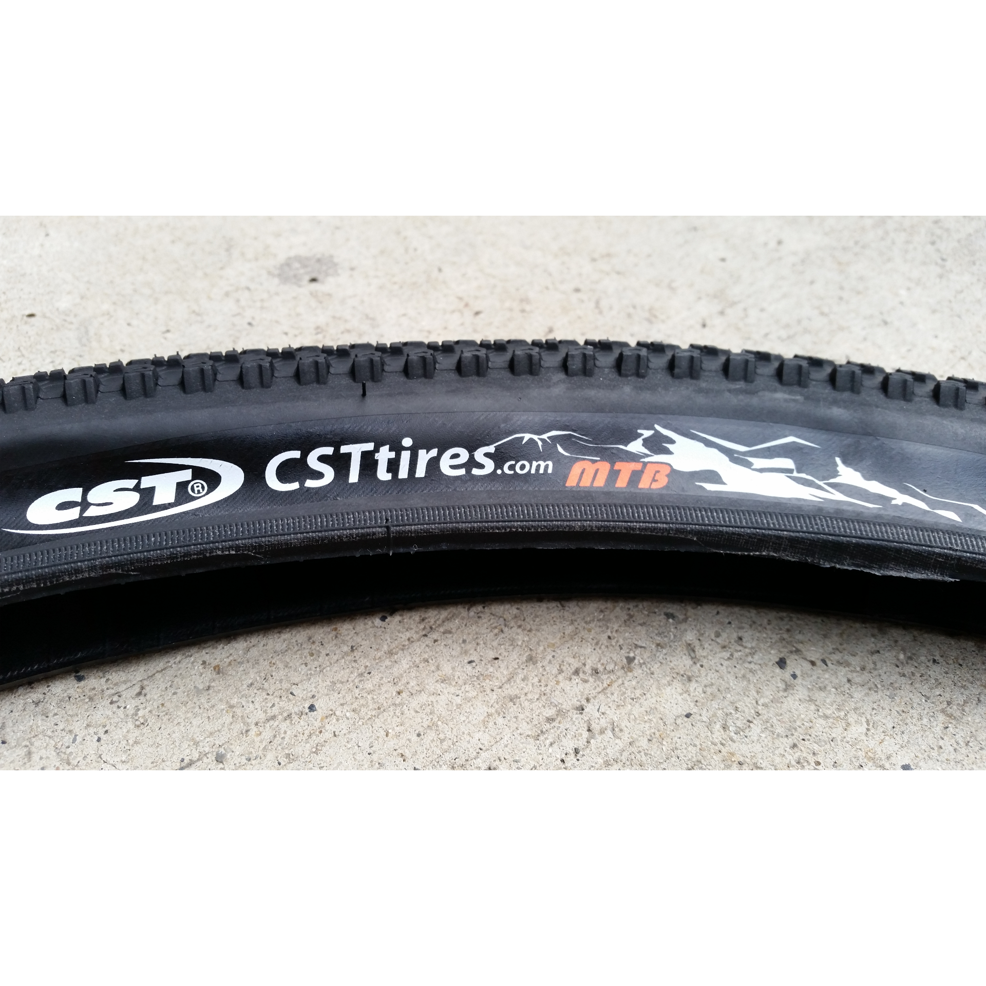 CST MTB Tyre 27.5 x 1.95
