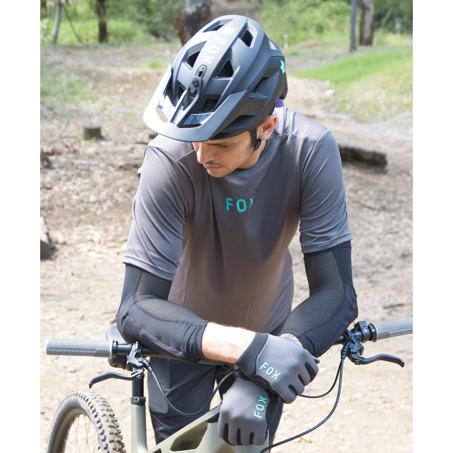 Fox Speedframe MIPS MTB Helmet Black/Aqua 2025