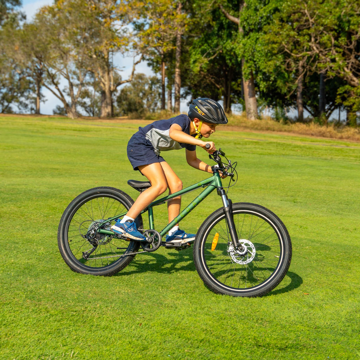 24" Wheel Geared Kids Bikes (Ages 9-12)