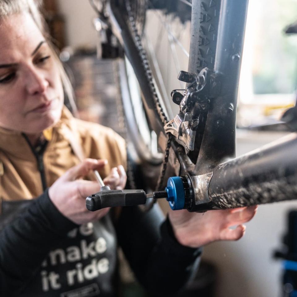 Bottom Bracket Tools