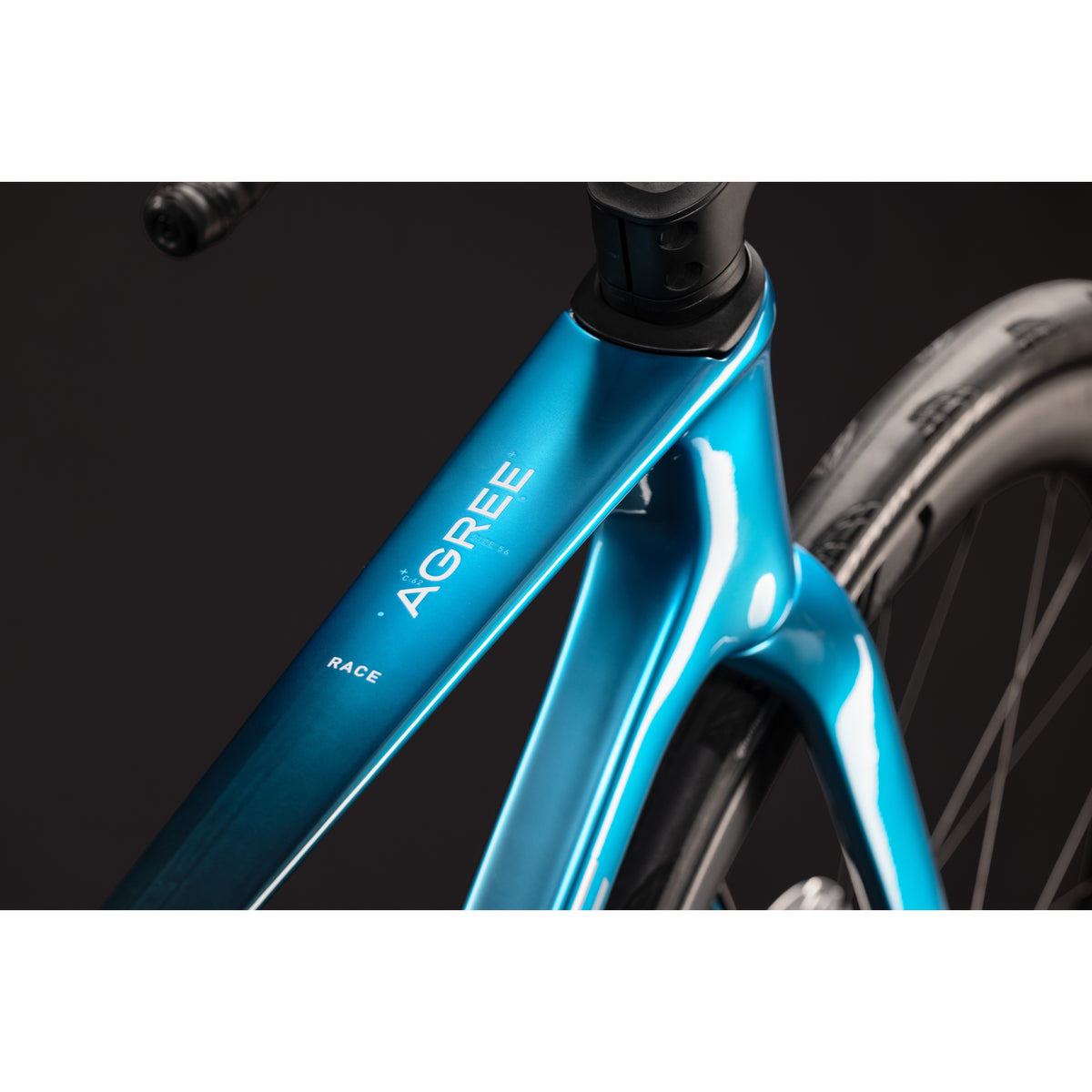 Cube Agree C:62 Race Road Bike Chromeblue'n'Liquidblue