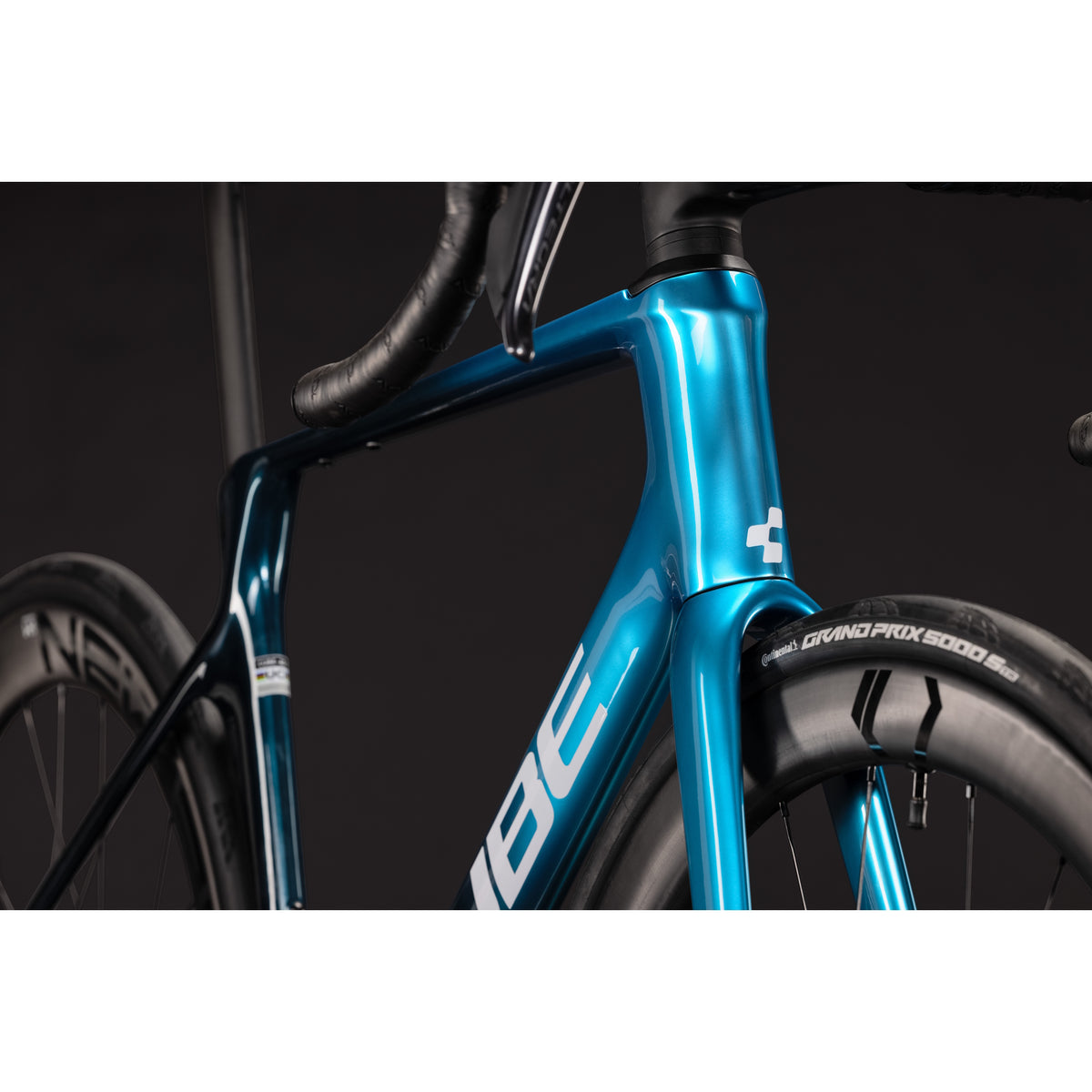 Cube Agree C:62 Race Road Bike Chromeblue'n'Liquidblue