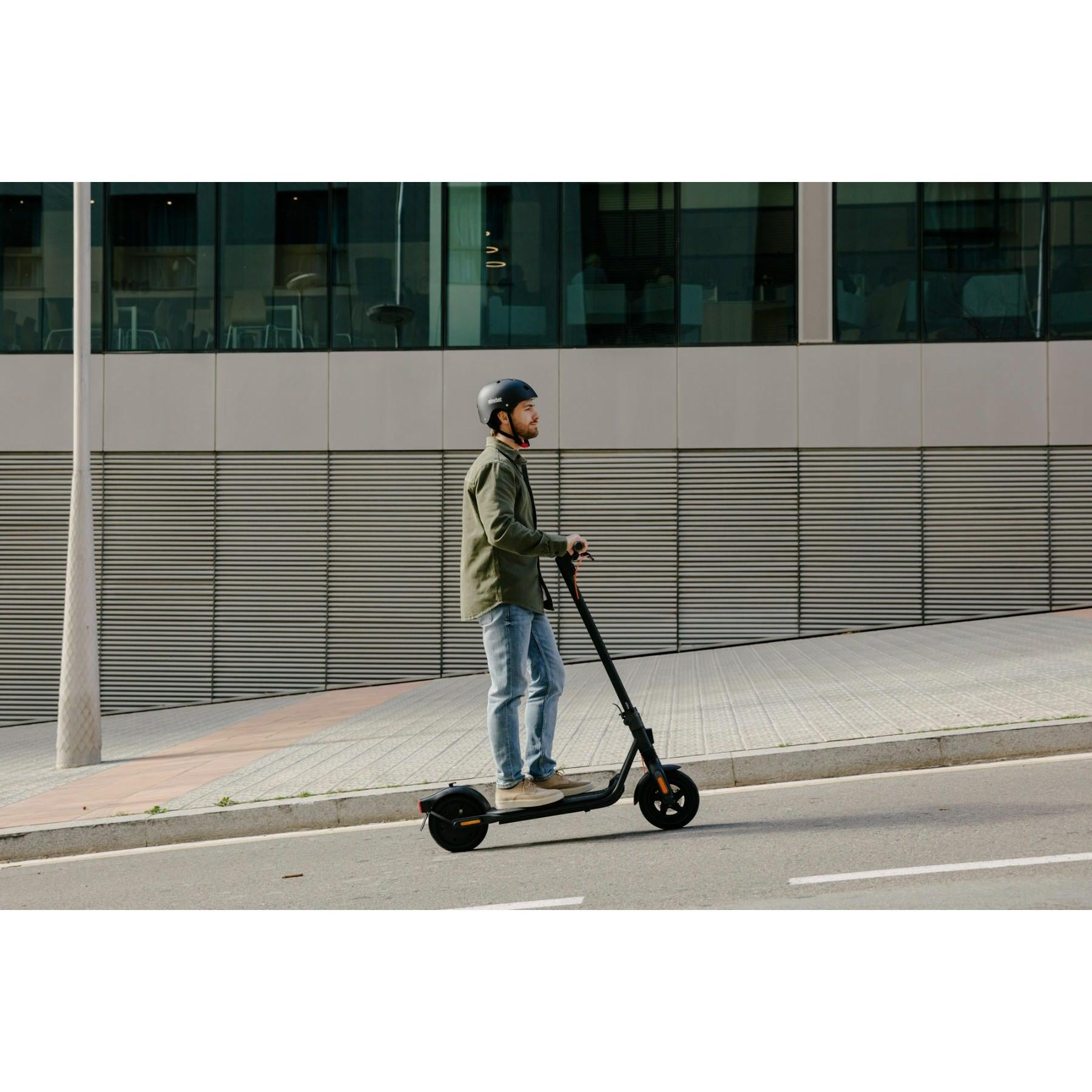 Segway Ninebot KickScooter F2 Electric Scooter