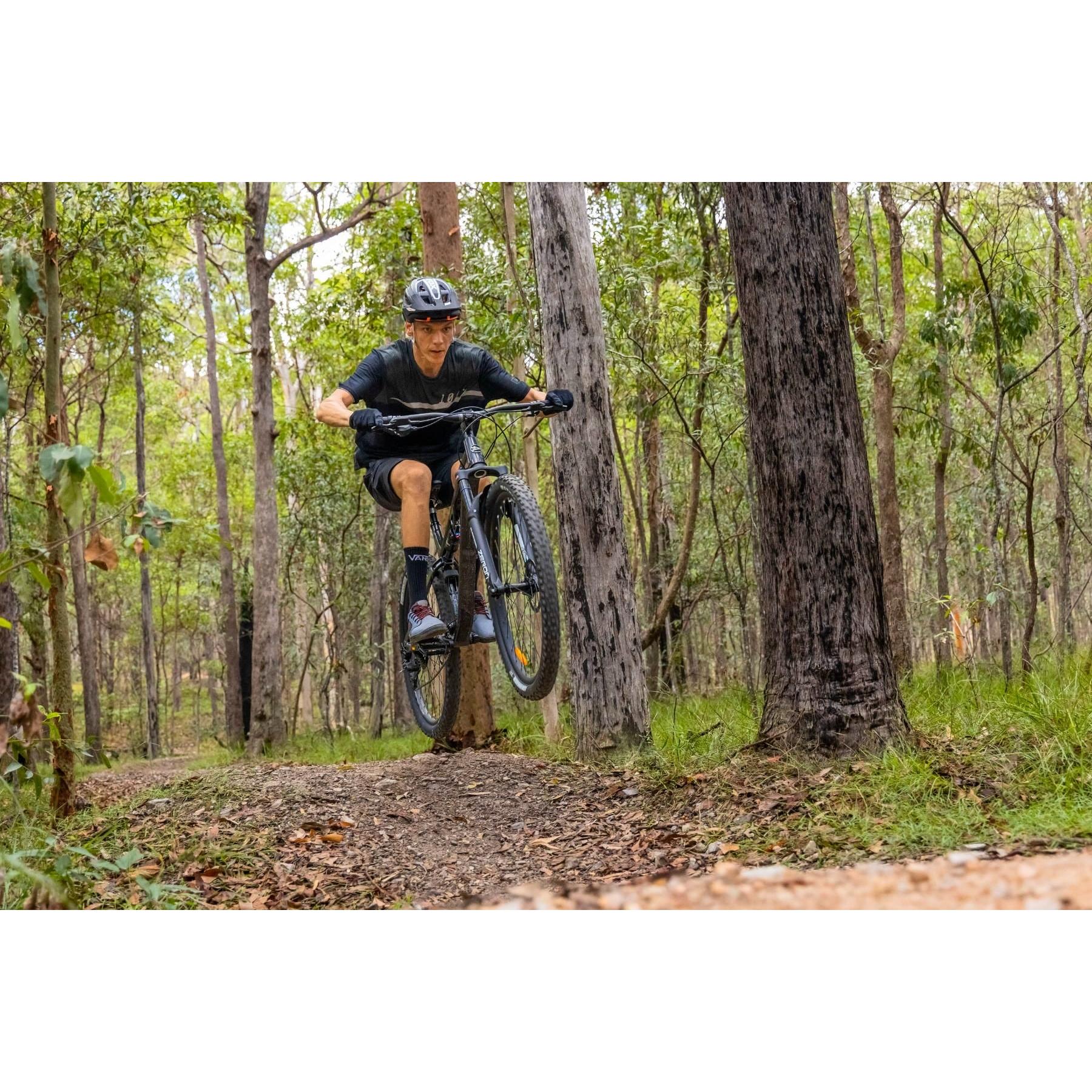 FOX Speedframe Pro Helmet Black Divide 2023