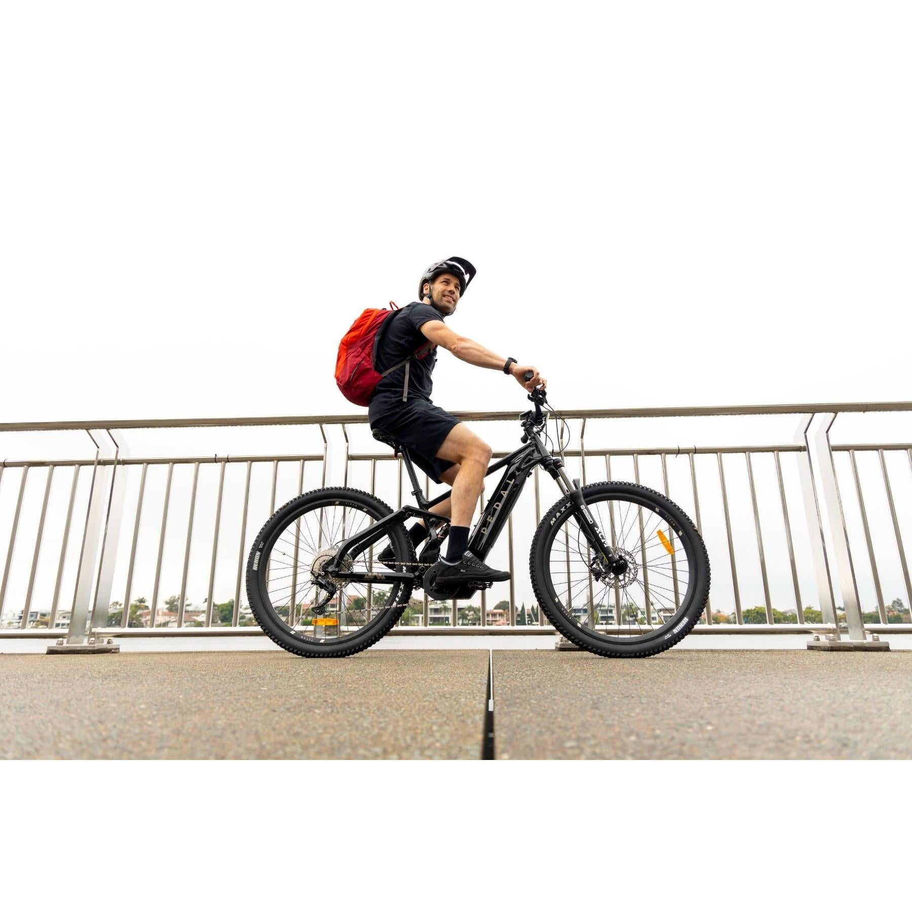 Pedal Titan Electric Dual Suspension Mountain Bike Black/Silver
