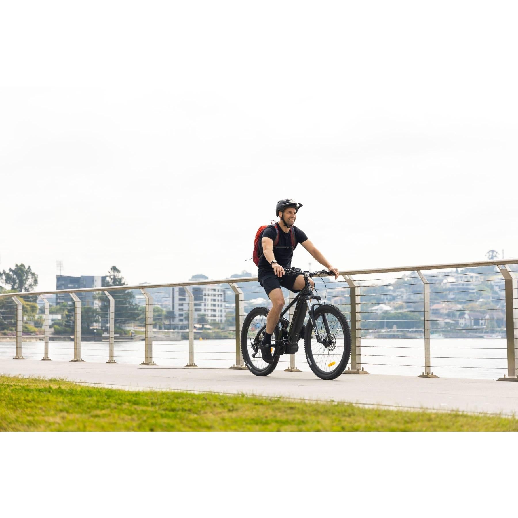 Pedal Titan Electric Dual Suspension Mountain Bike Black/Silver