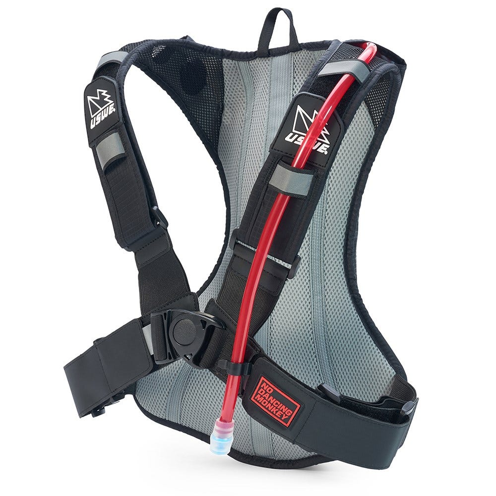 USWE 21 Outlander 4 Hydration Pack 3.0L Black