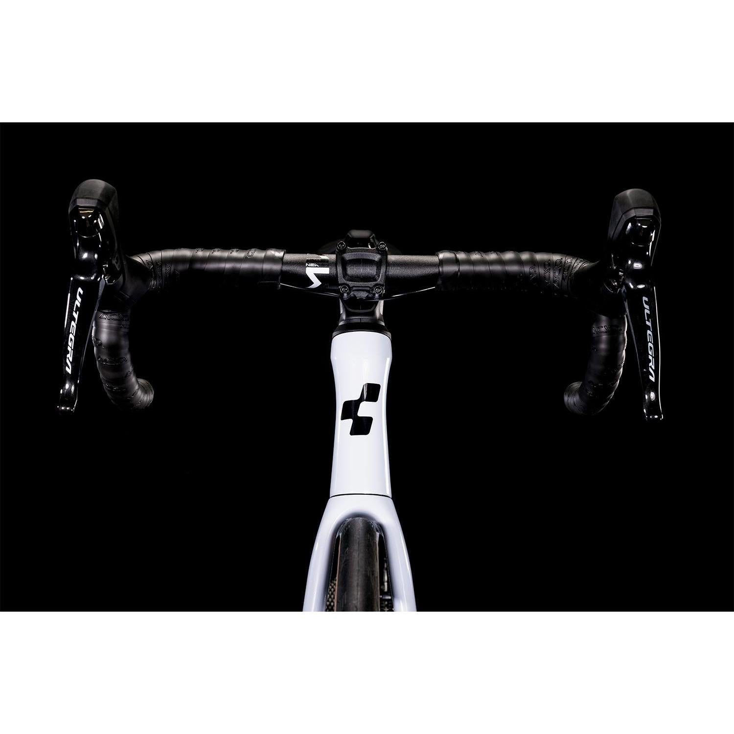 Cube Agree C:62 Road Bike Flash White 'n' Carbon