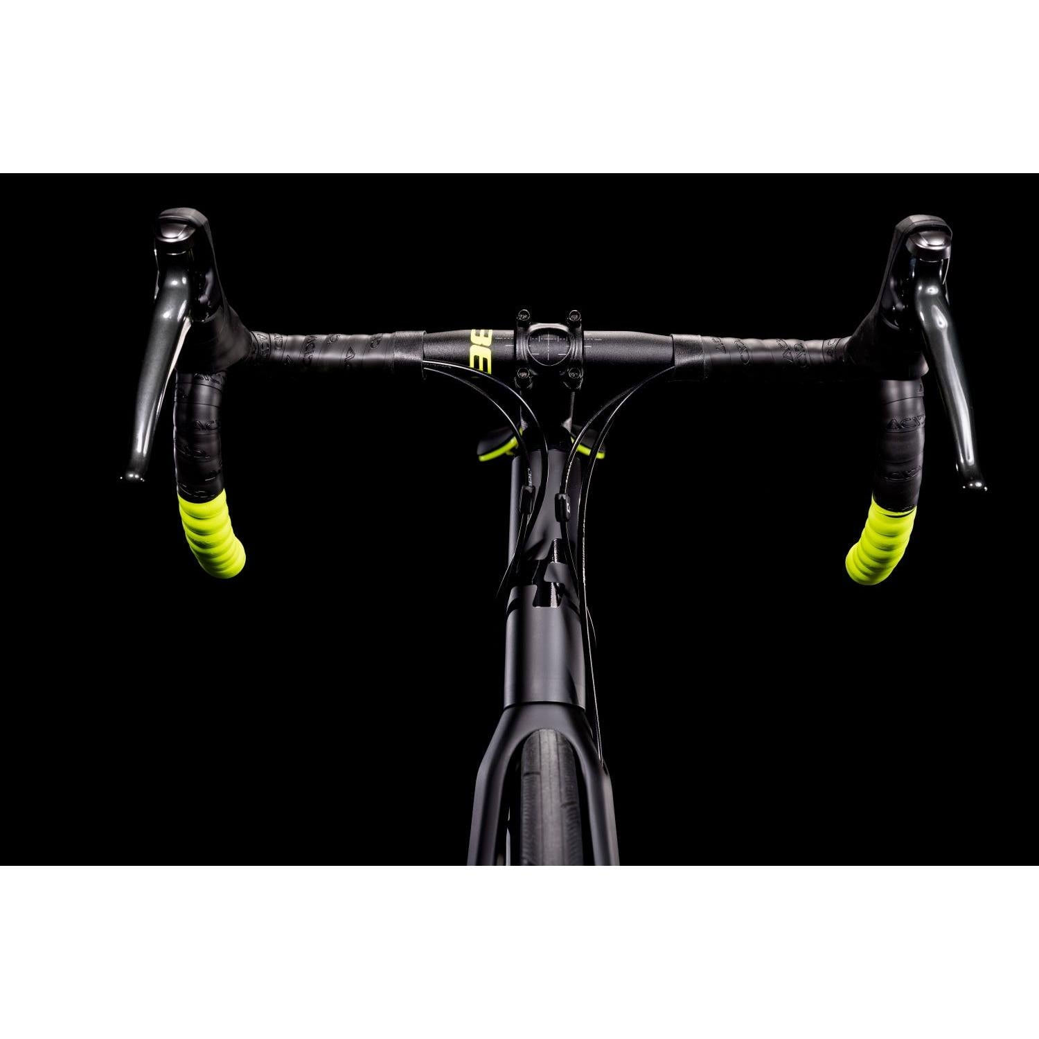 Cube Attain Race Road Bike Black 'n' White