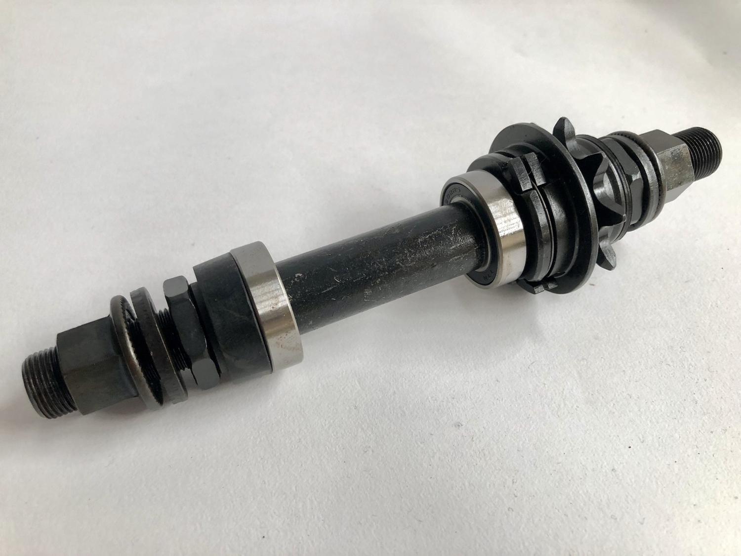 Division Bike 14mm Axle Sealed Cassette Hub Kit