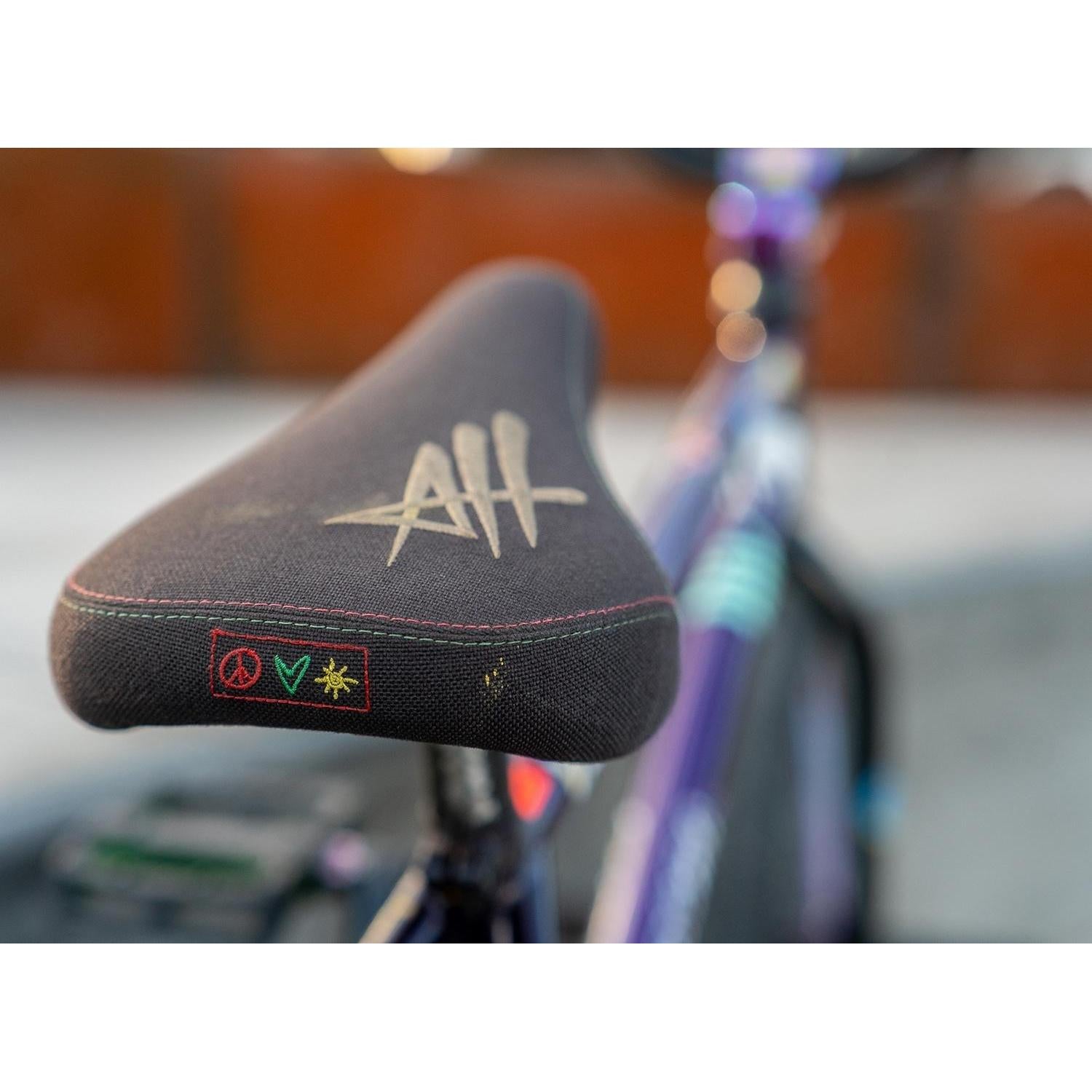 Colony AH Combo Seat