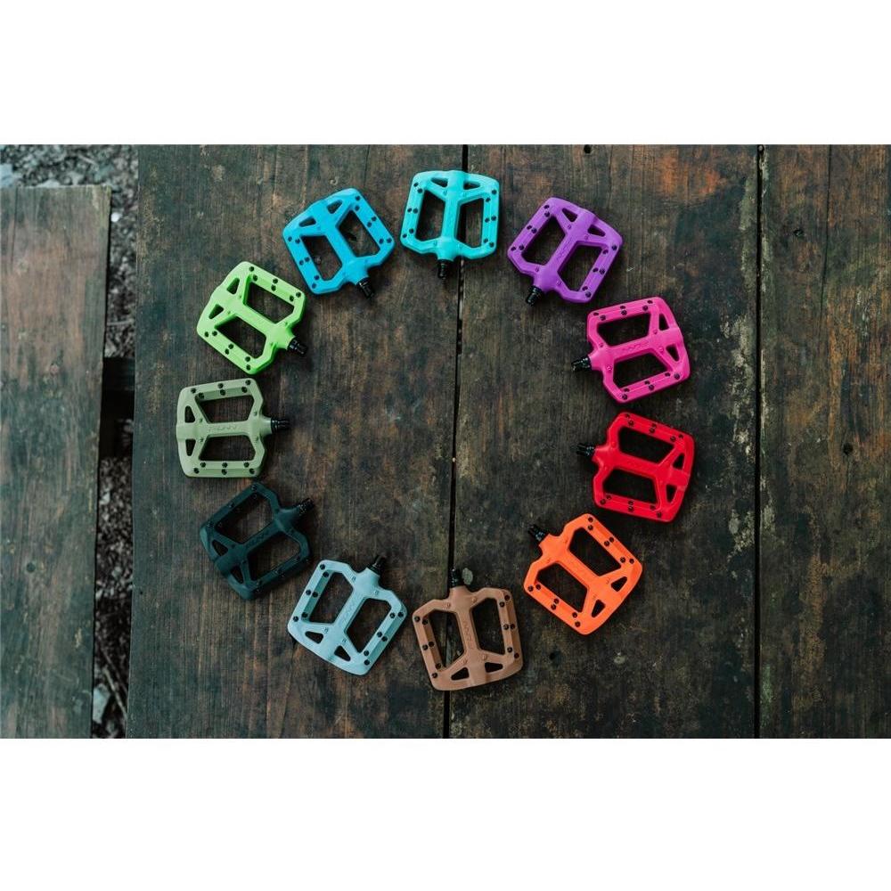 FUNN Taipan Flat Pedals Red