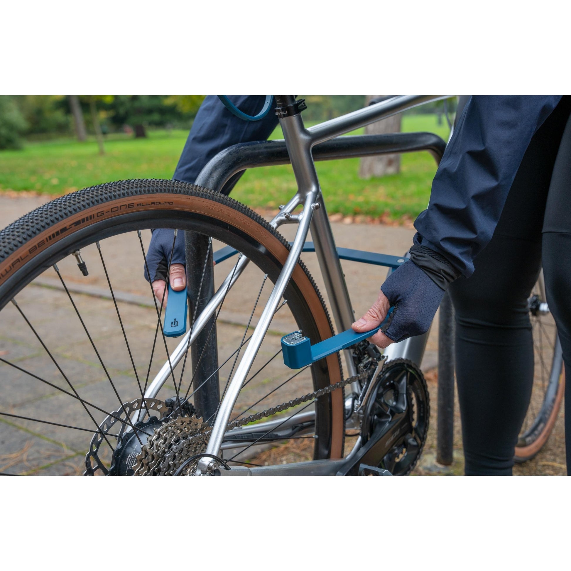 Hiplok Switch Folding Key Lock 85cm Blue