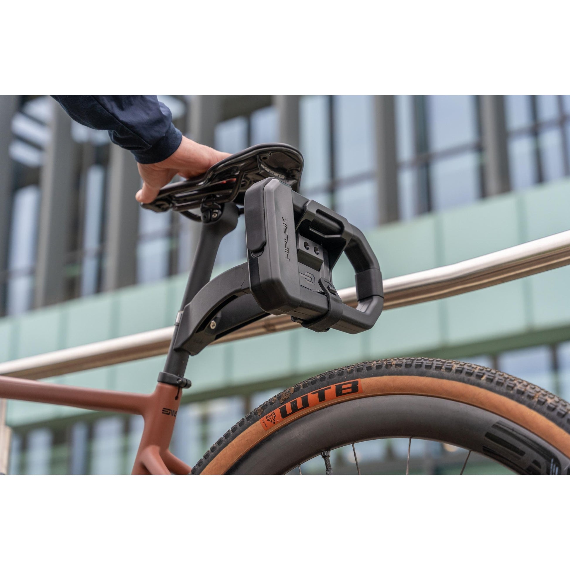 Hiplok BR1000 Bracket (Suits 1000 Series Locks) Black