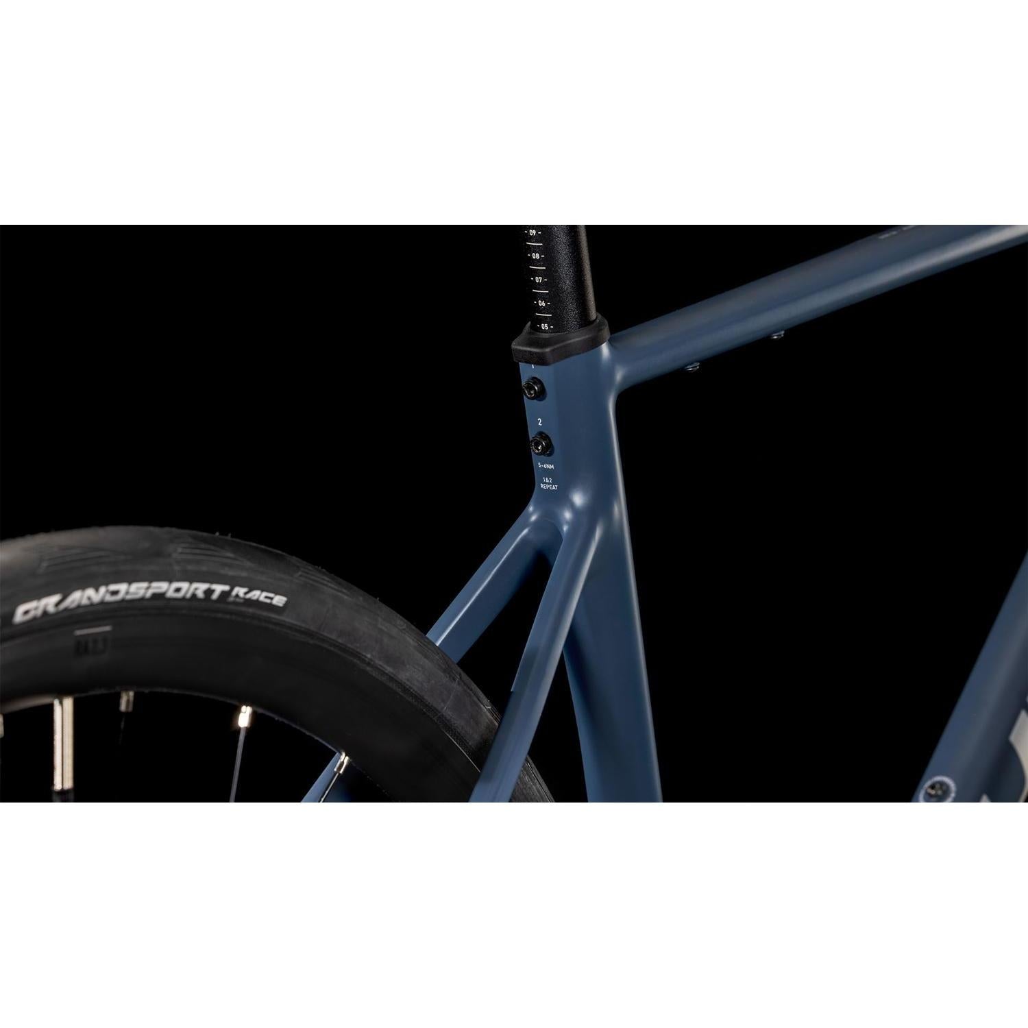 Cube Attain Pro Road Bike Nightflight'n'Grey