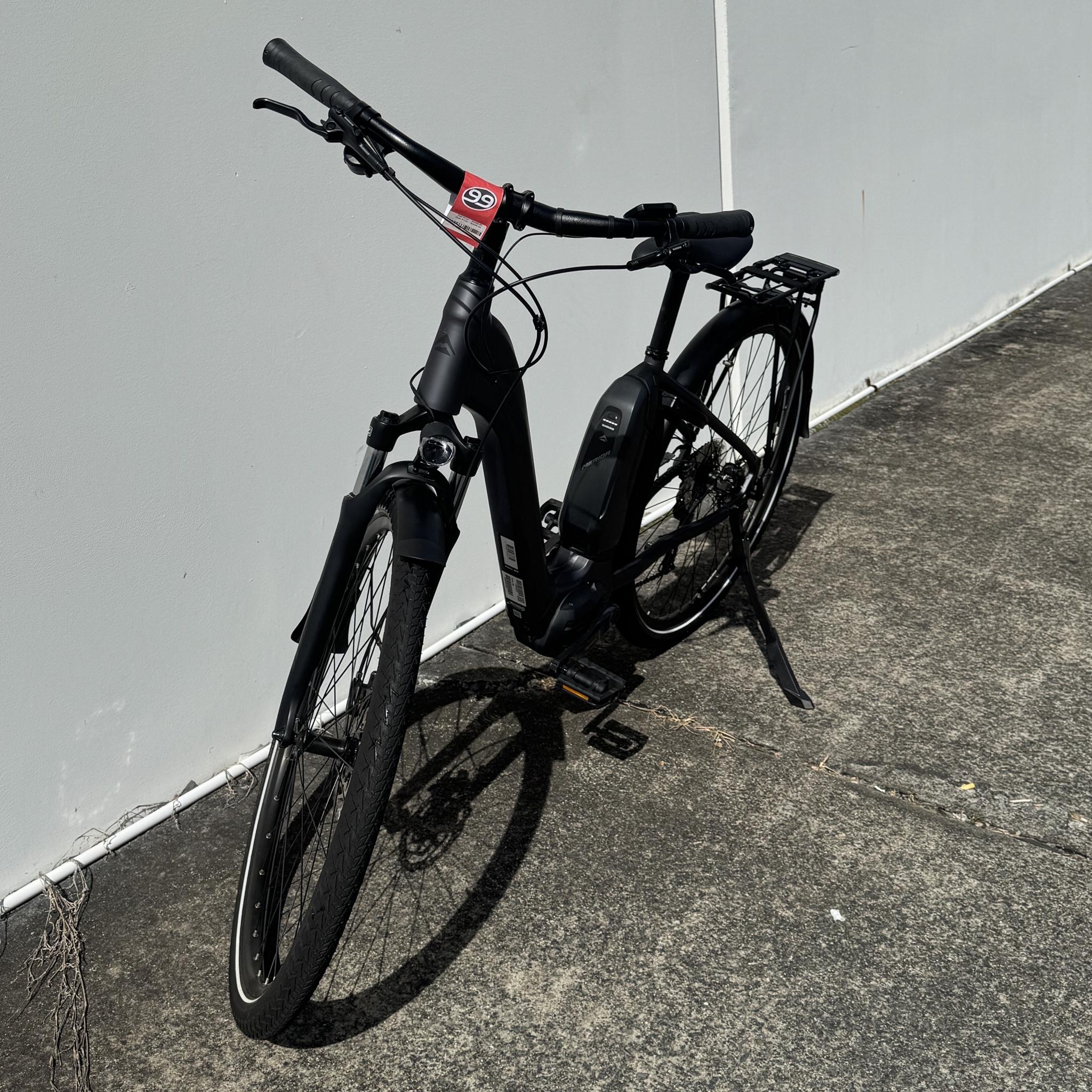 EX-DEMO Merida eSpresso City 300SE EQ 504Wh Electric Hybrid Bike Matte Silver (Small)