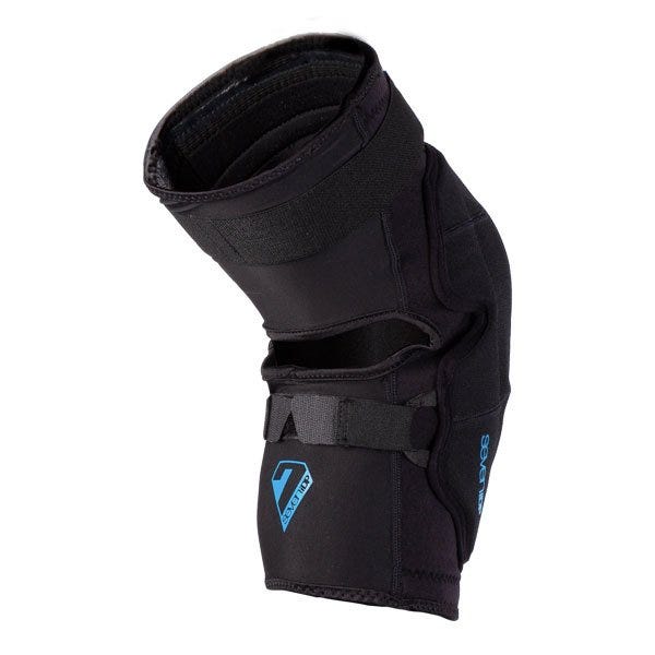 Seven iDP Flex Knee Pads Black