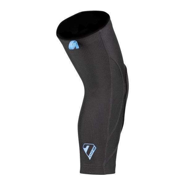 Seven iDP Sam Hill Lite Knee Pads Black