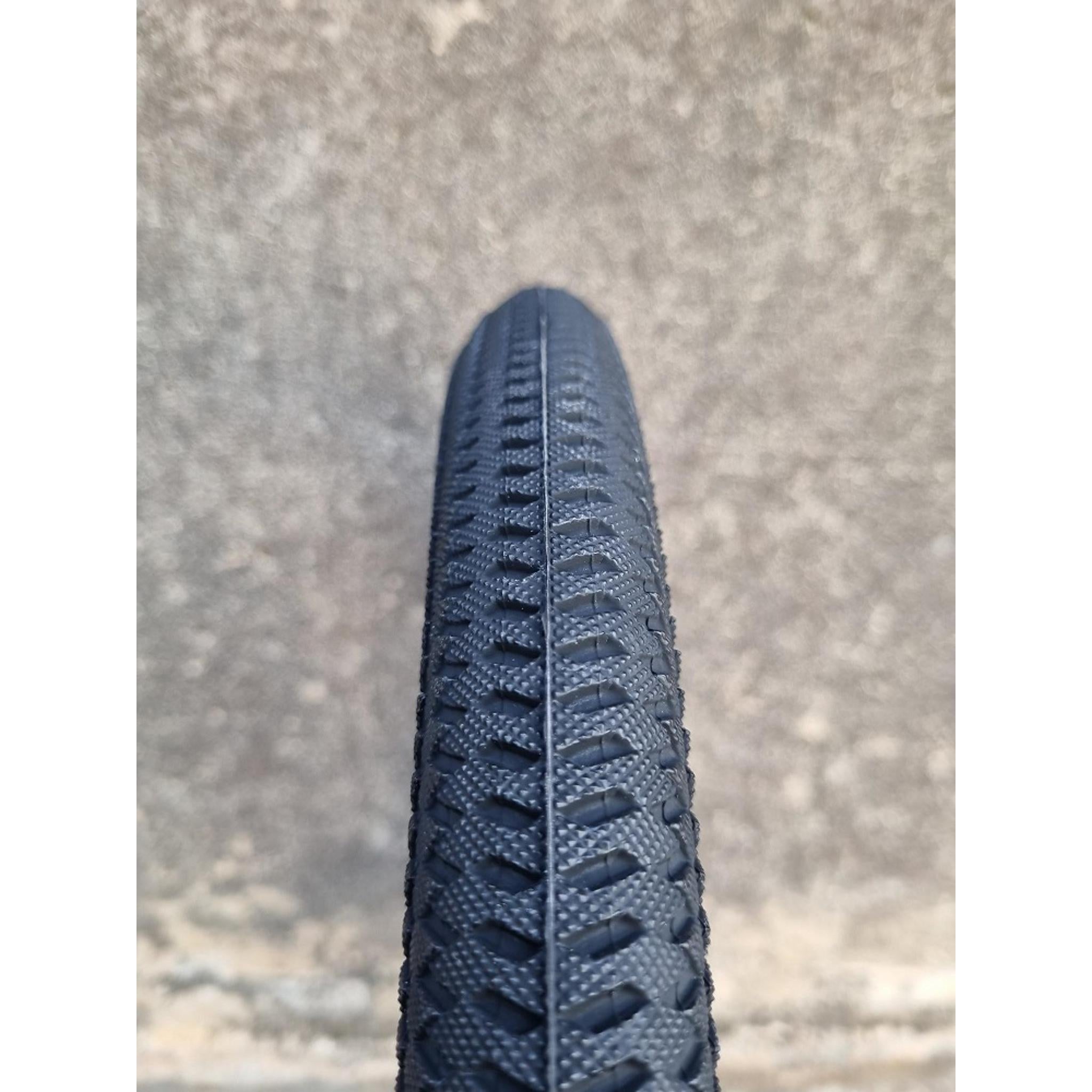BPW Fantasy Freestyle BMX Kids Tyre 18 x 1.95'' Black