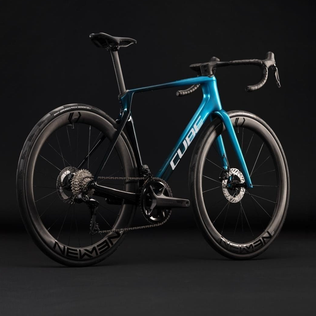 Cube Agree C:62 Race Road Bike Chromeblue'n'Liquidblue