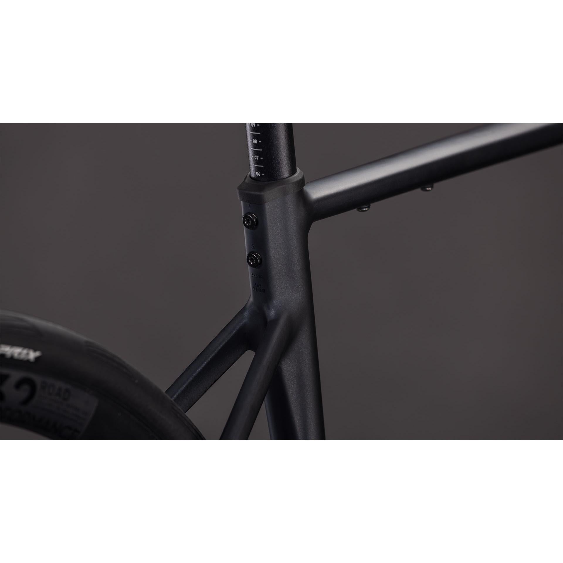 Cube Attain SLX Road Bike Coal'n'Prism