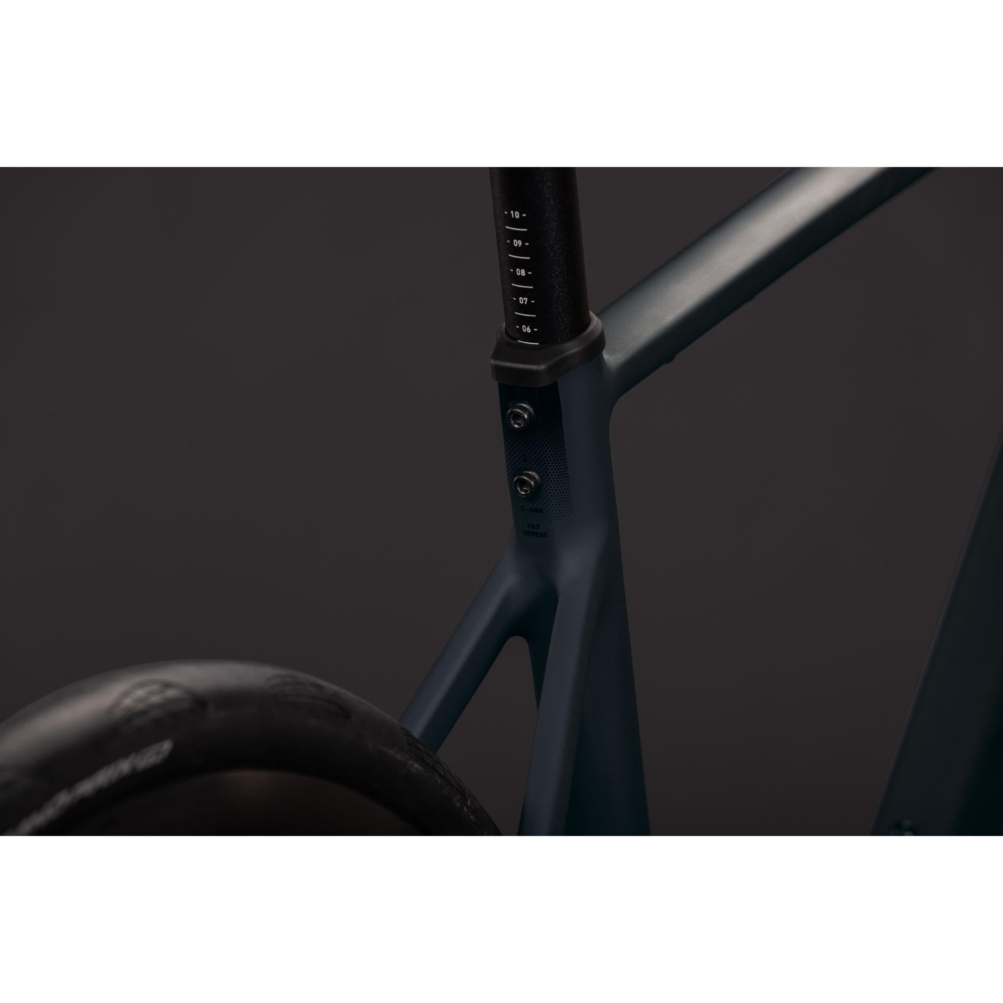 Cube Attain SLX Road Race Bike Black'n'Chrome
