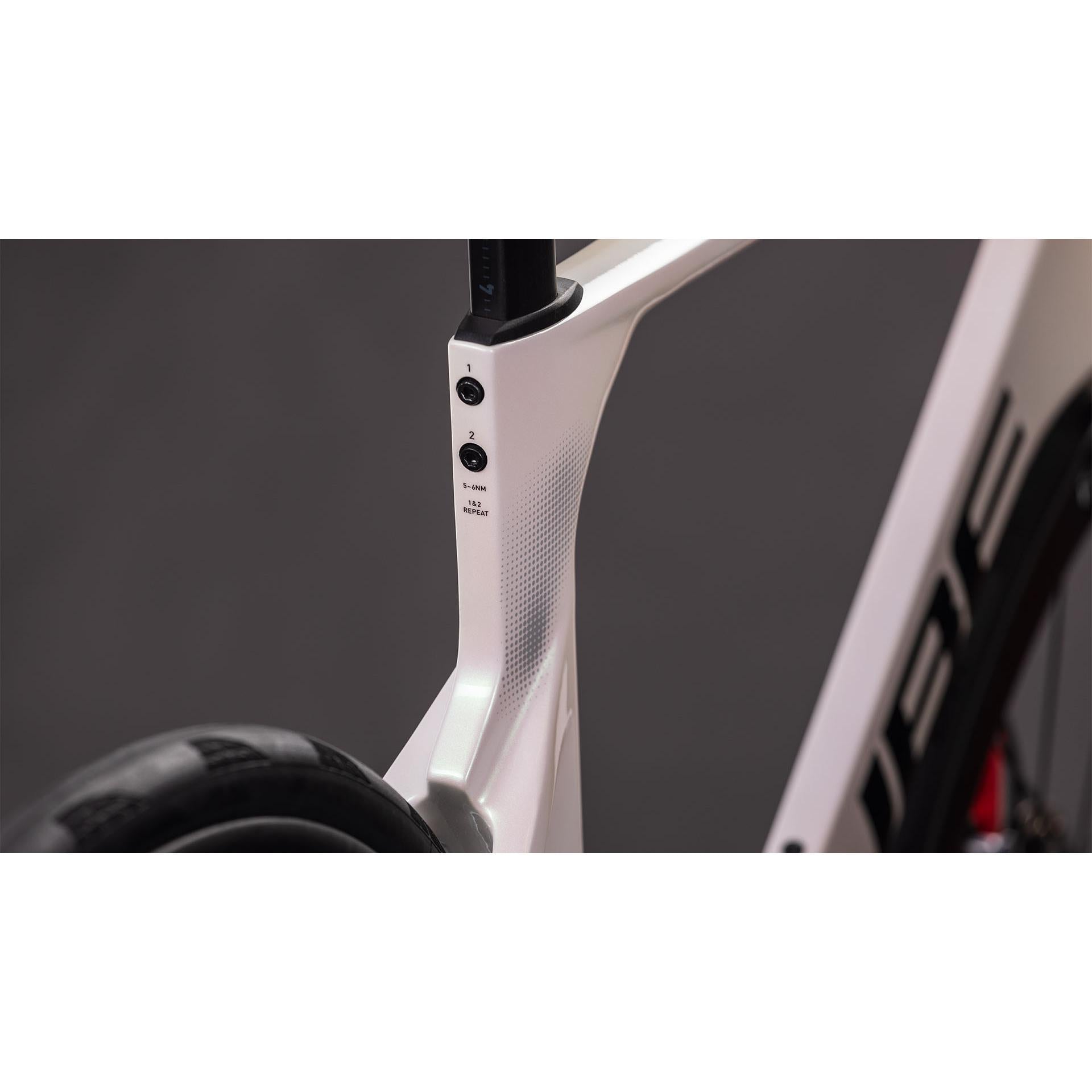 Cube Litening AERO C68X SLT Road Bike Teamline