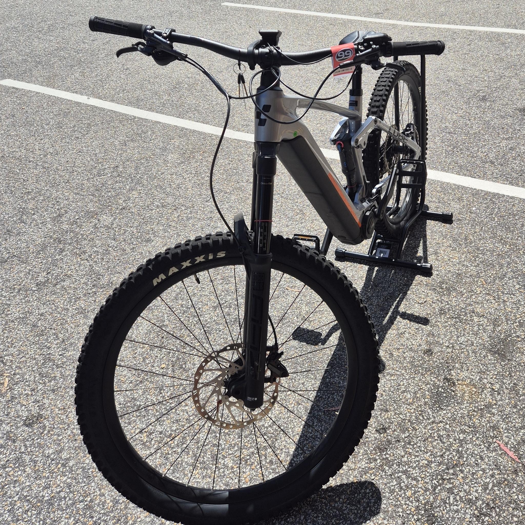 EX-DEMO Cube Stereo Hybrid 160 HPC SL 750 27.5'' Electric Enduro Bike Polar Silver 'n' Orange (Medium)
