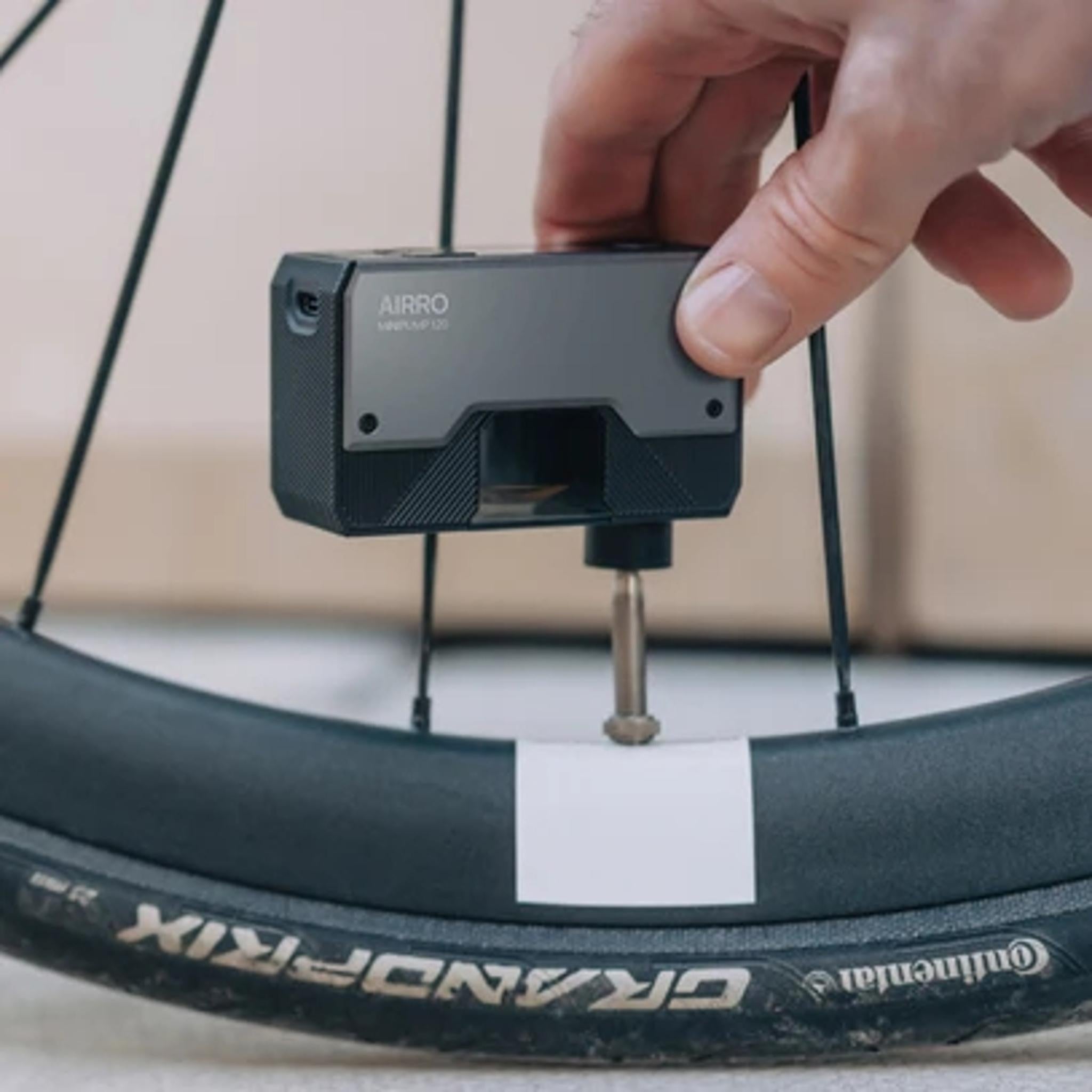 Magicshine AIRRO Mini Electric Bike Tyre Pump