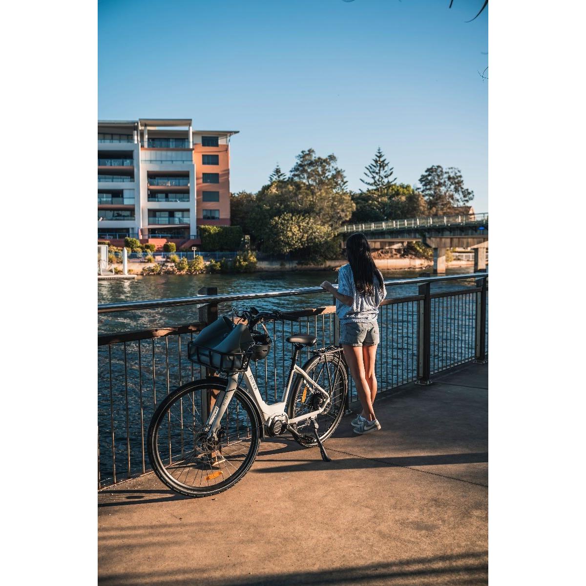 Rever Urban Women's Step Through Electric Bike White/Silver