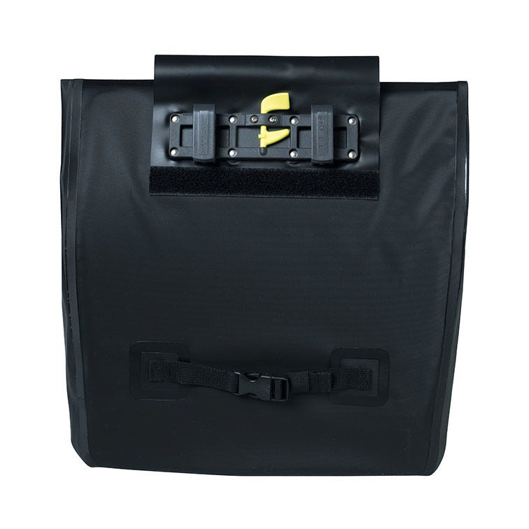 Basil Urban Dry Shopper Bag 20L Black