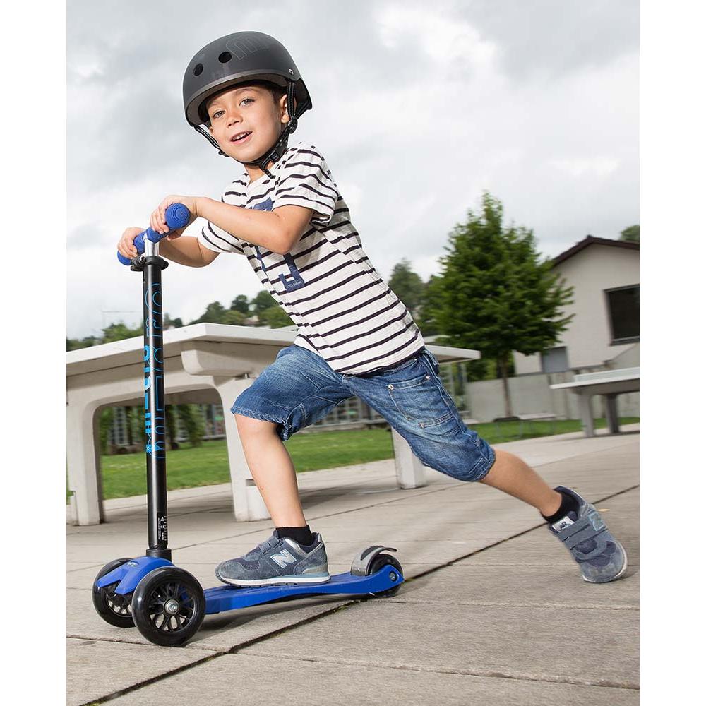 Micro Maxi 3 Wheel Kids Scooter Blue