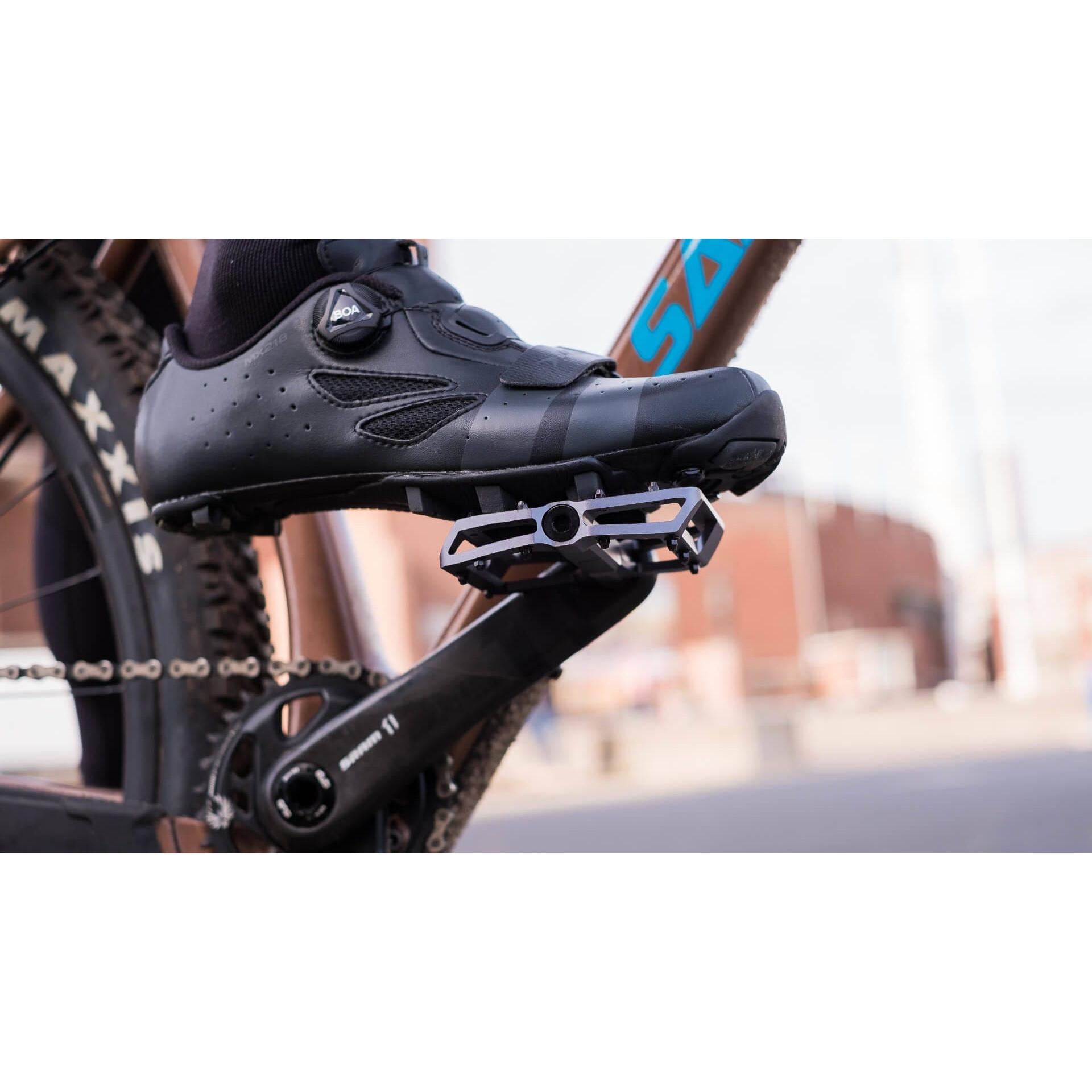 BBB Enigma Pedals - Black