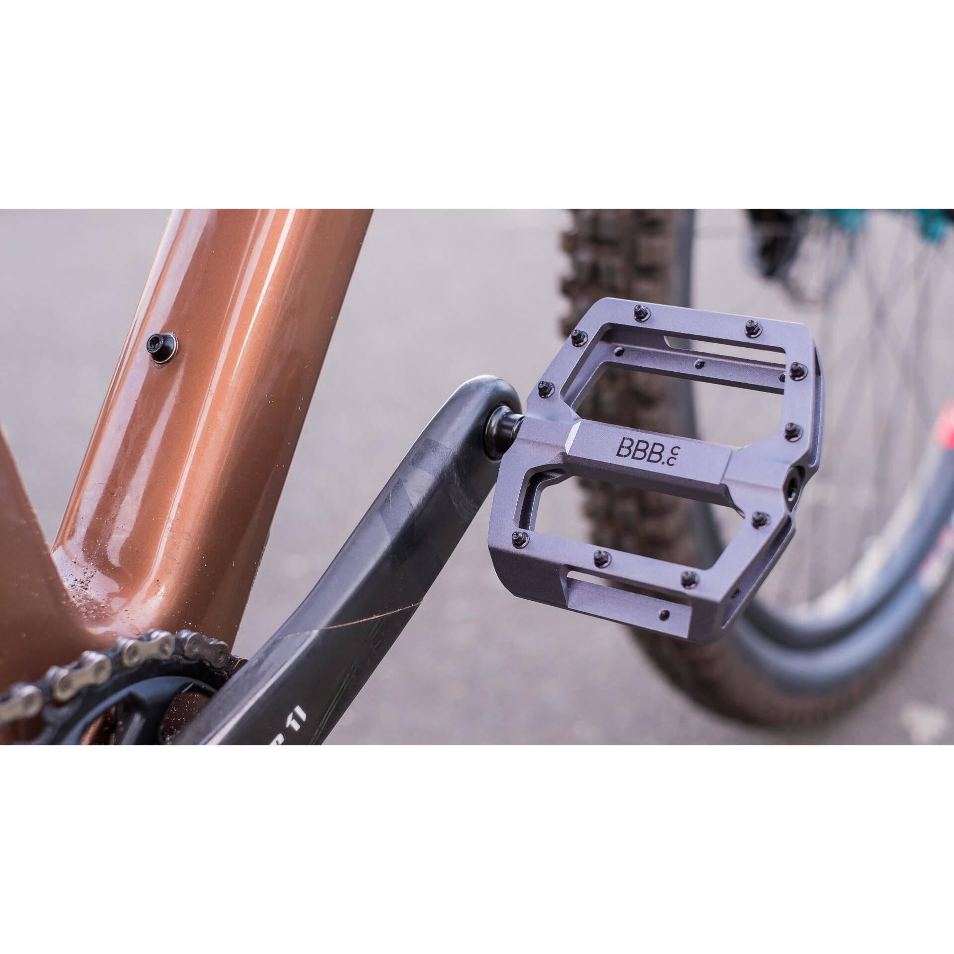 BBB Enigma Pedals - Black