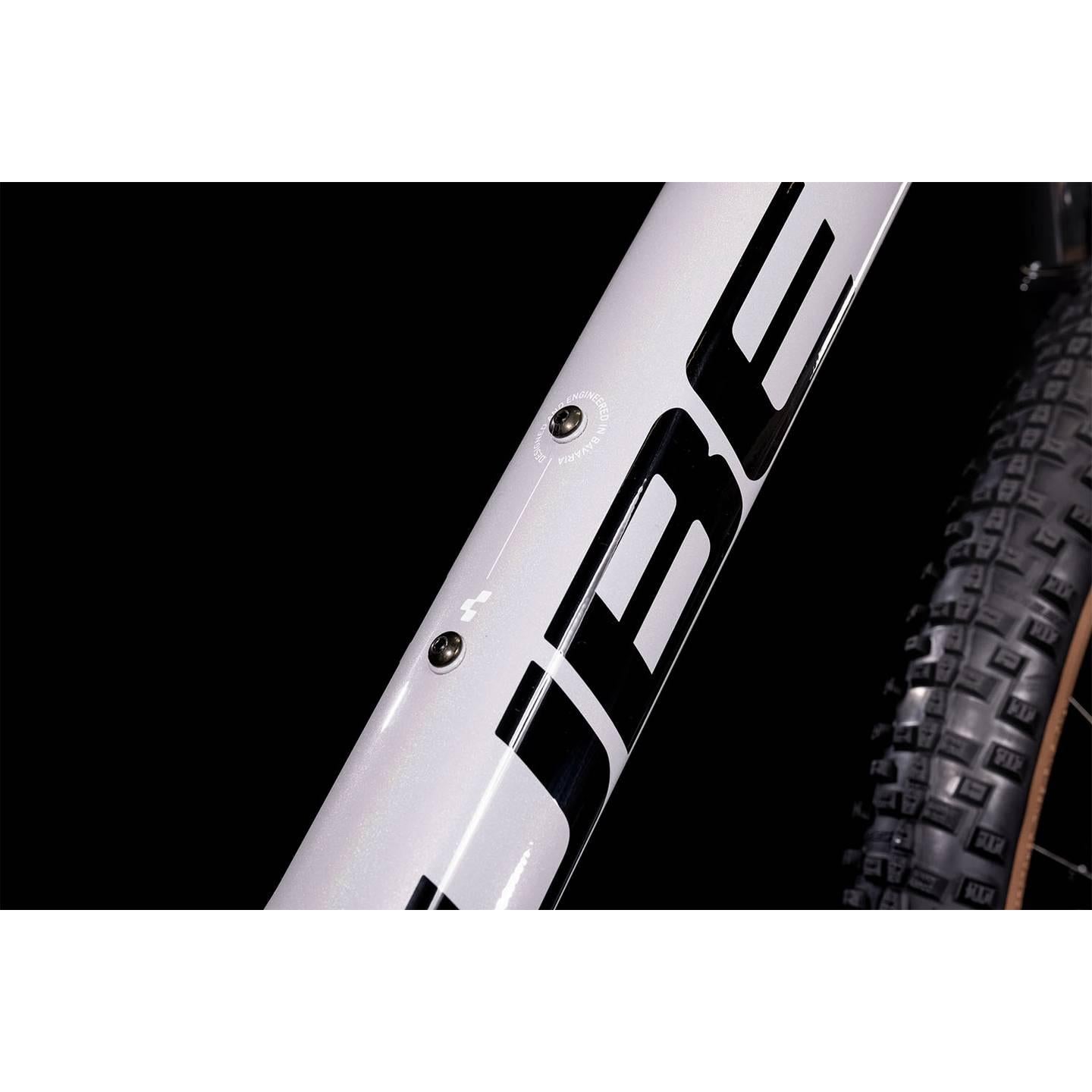 Cube Aim SL Mountain Bike Prisma Grey 'n' Blue 'n' Red