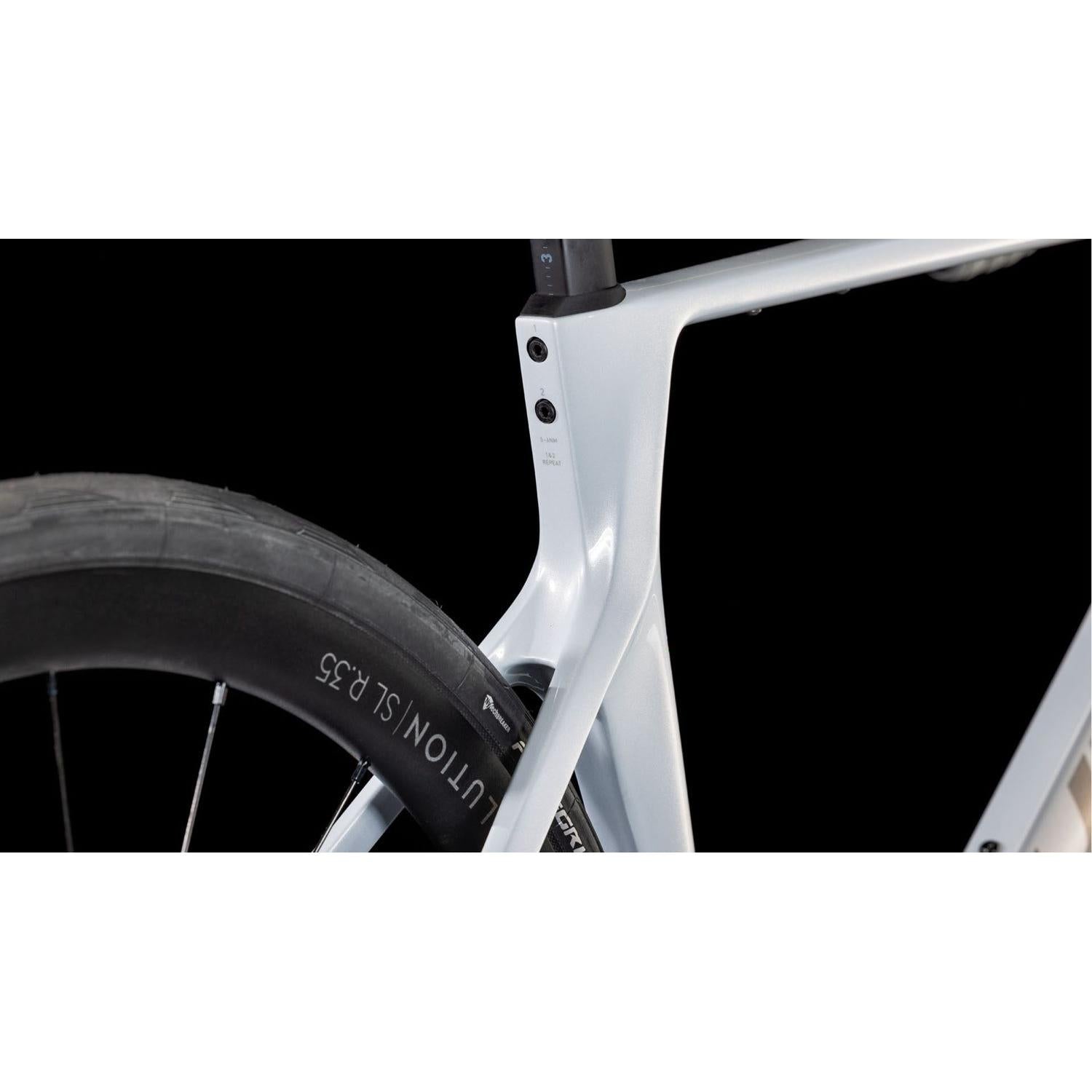 Cube Agree C:62 ONE Road Race Bike Foggrey'n'Grey
