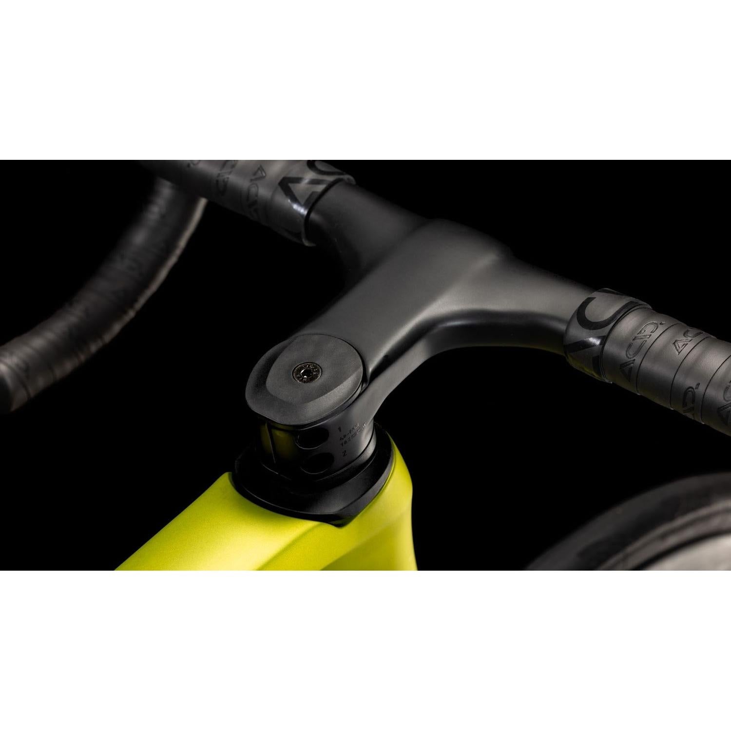 Cube Agree C:62 Race Road Bike Flashlime'n'Black