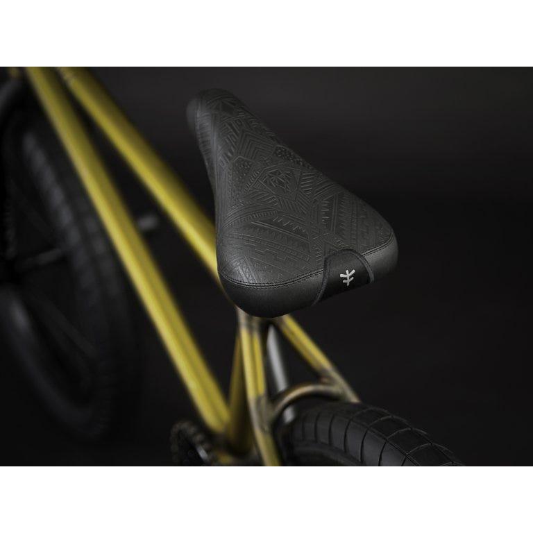 Fly Omega Freecoaster BMX Bike 21" TT Flat Trans Gold