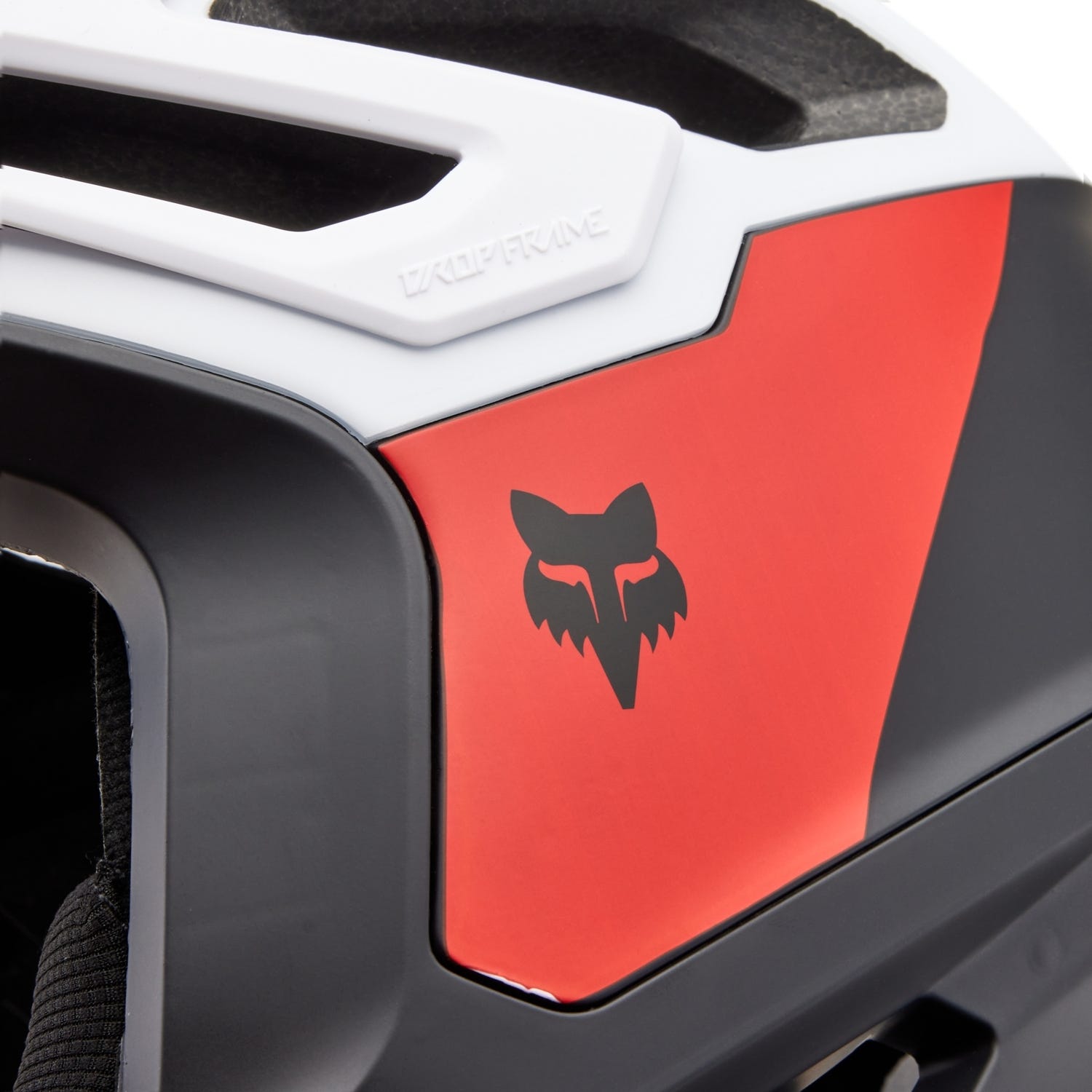 FOX Dropframe Pro MTB Helmet Black/White 2024
