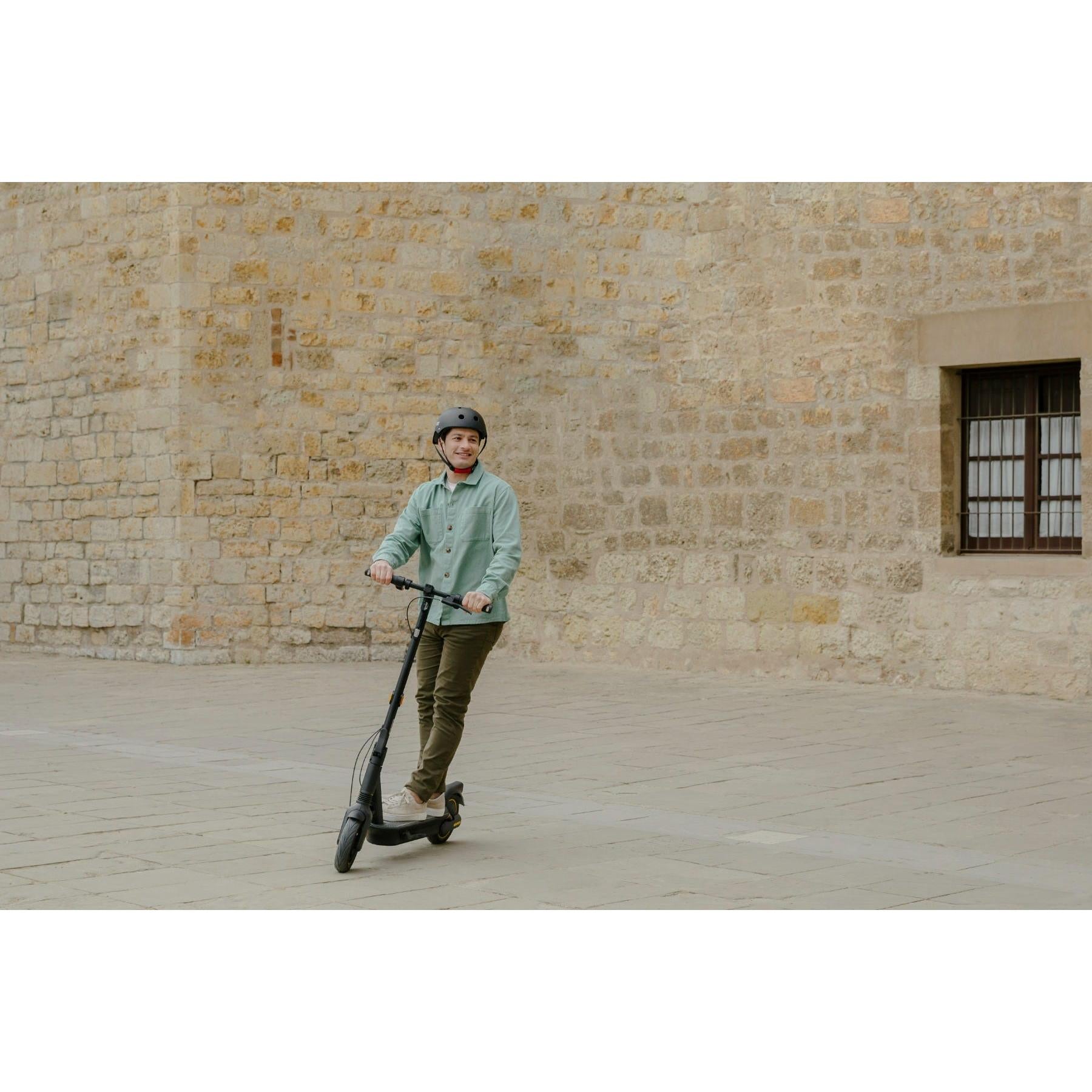 Segway Ninebot KickScooter MAX G2 Electric Scooter