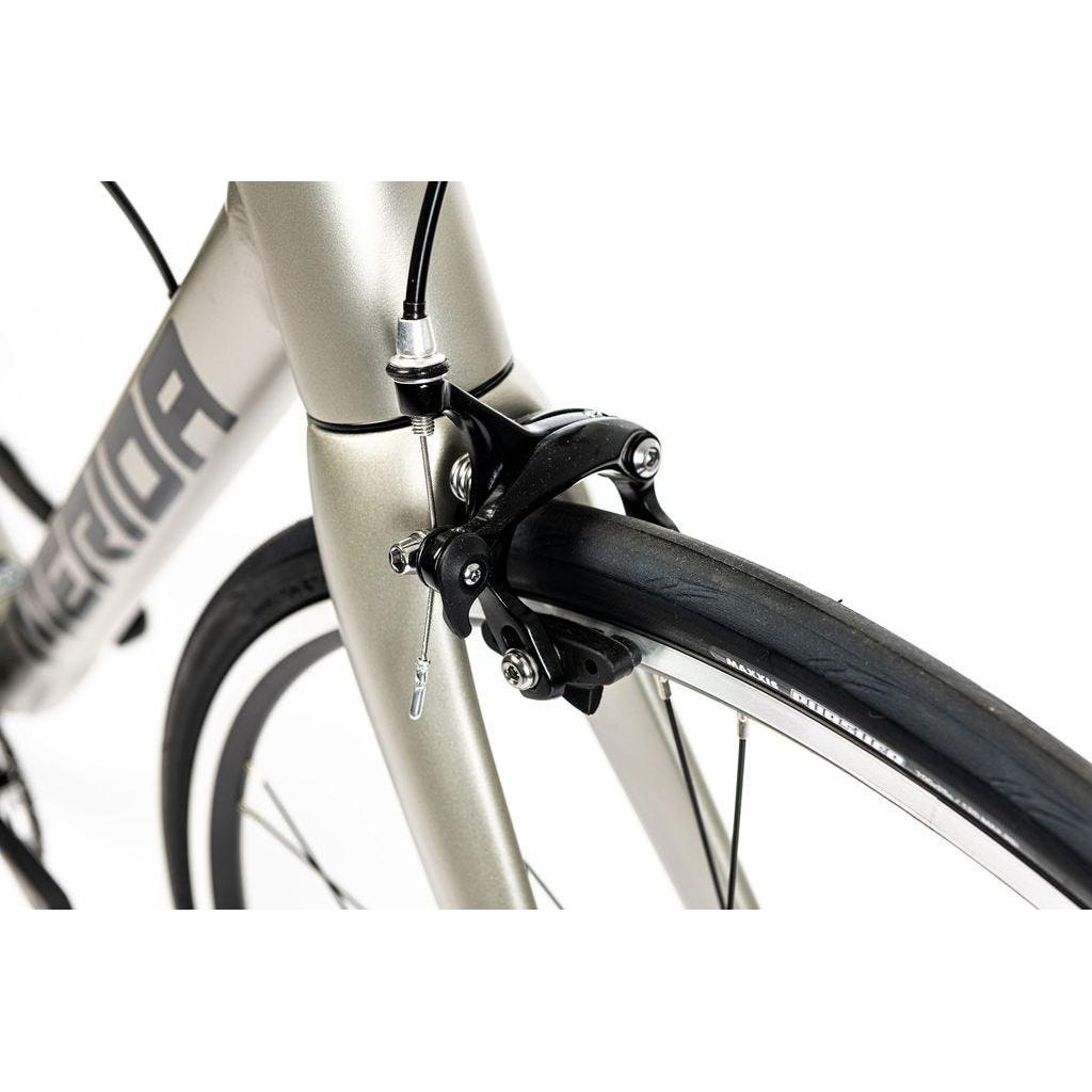 Merida Scultura Rim 100 Road Bike Silk Titan/Black/Green