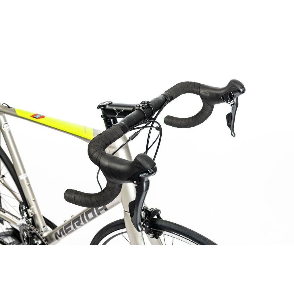 Merida Scultura Rim 100 Road Bike Silk Titan/Black/Green