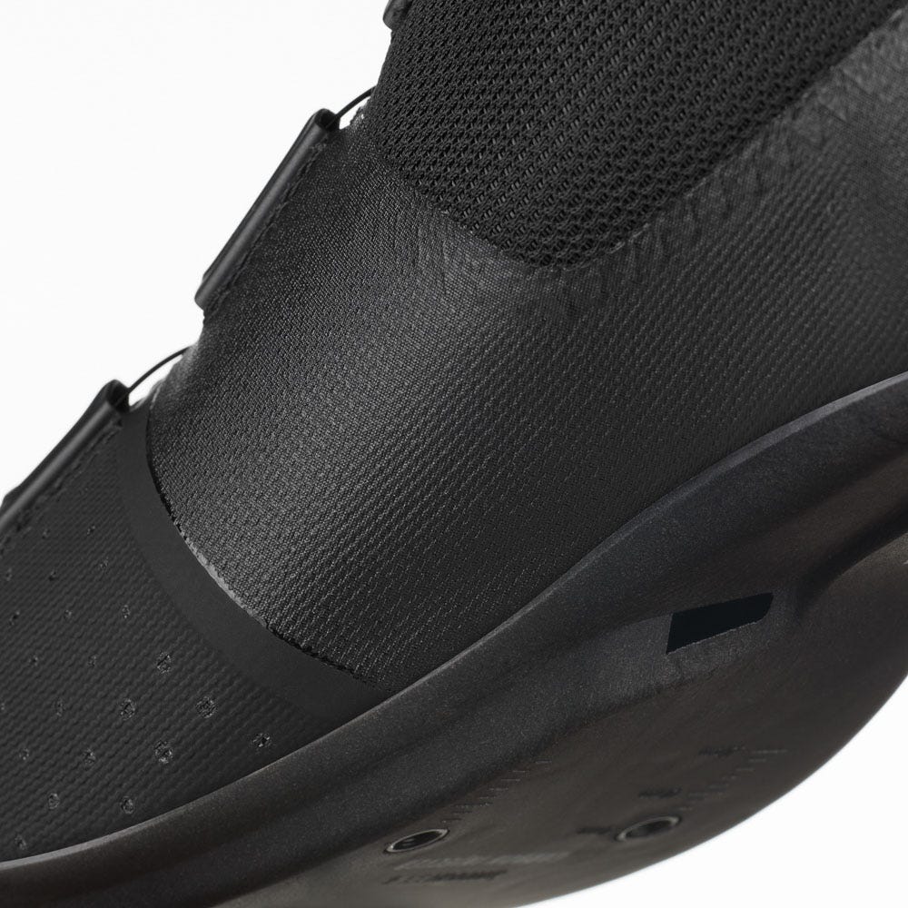 Fizik Tempo R4 Overcurve Wide Road Shoes Black/Black