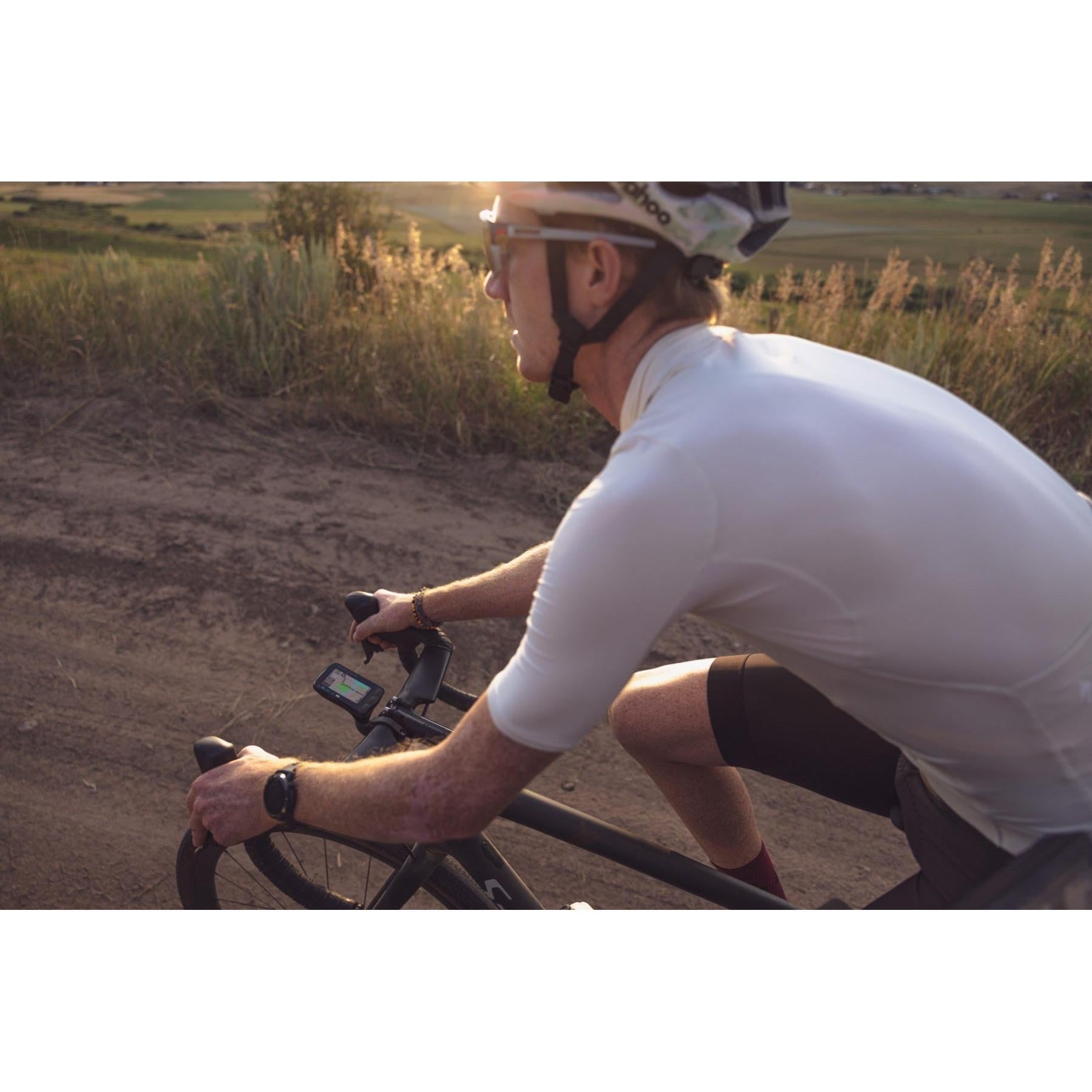 Wahoo ELEMNT ROAM 2.0 GPS Bike Computer - Bundle